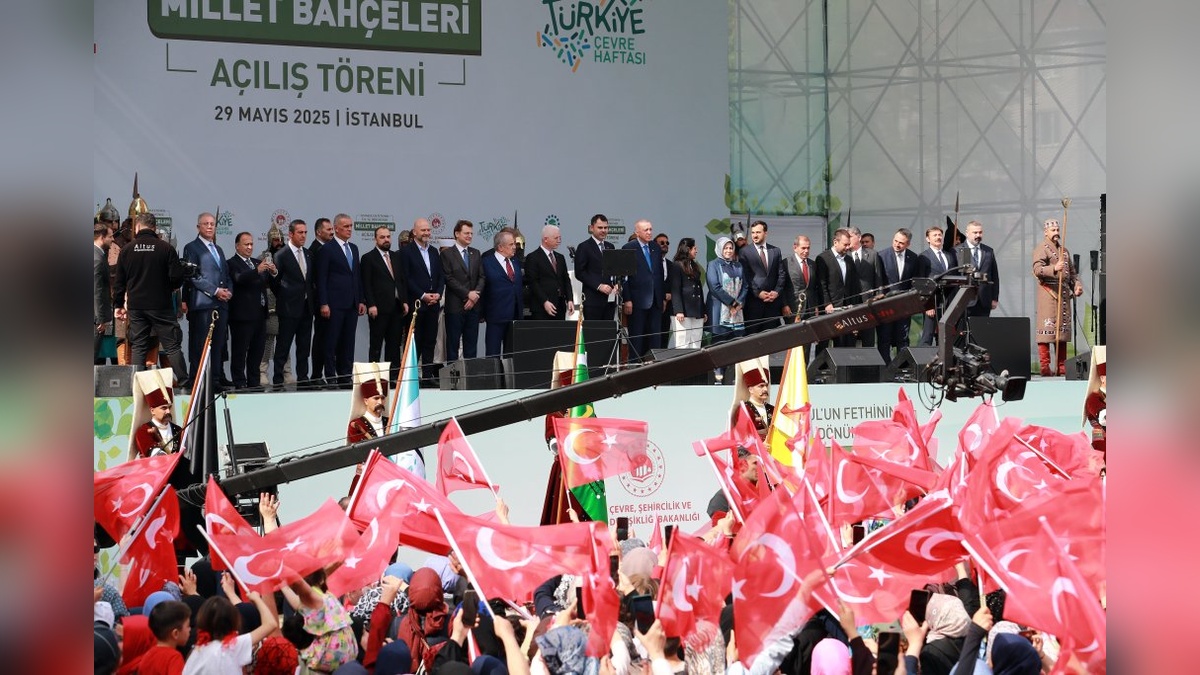 Erdoğan, İstanbul'un Fethi kutlamalarına kulüp başkanlarını davet etti