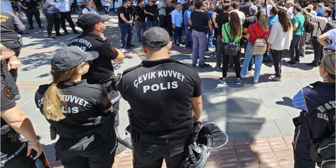 Sessizliğe mahkûm bir millet: Protesto hakkı ve toplumsal adalet arayışı