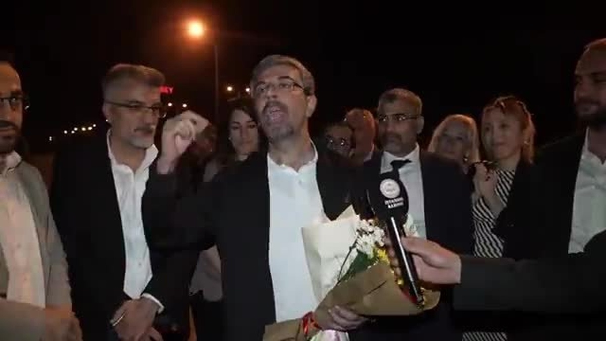 Fırat Epözdemir tahliye edildi: 'Mücadeleye devam edeceğiz'