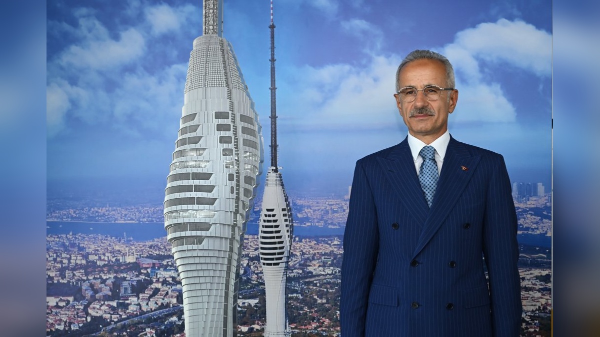 Uraloğlu: Çamlıca Kulesi 4 yılda 2,3 milyon ziyaretçi ağırladı