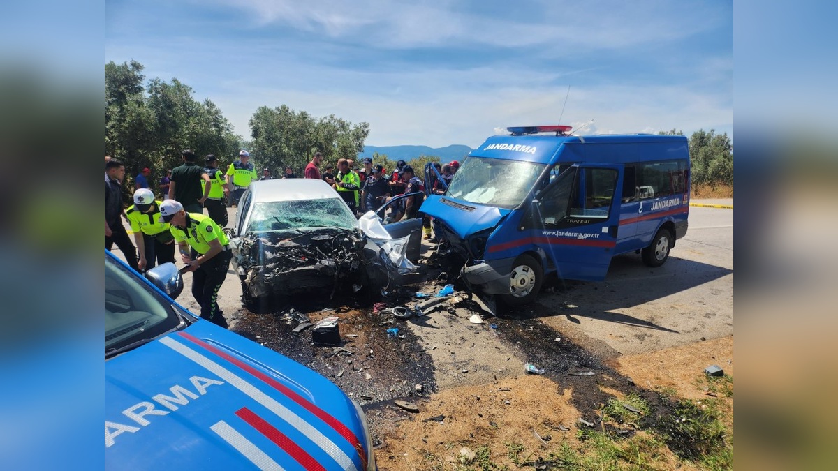 İznik'te feci kaza: 1 ölü, 2 yaralı