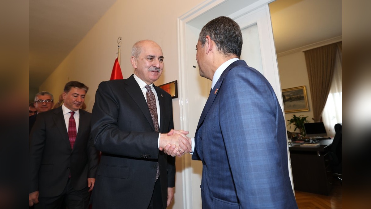 Kurtulmuş, Özel'i ziyaret etti: 'Terörsüz Türkiye' için CHP'nin katkılarını bekliyoruz