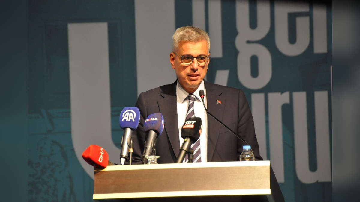 Memişoğlu Mardin'de: 'Birbirimize sarılacağız, güçlü olacağız'