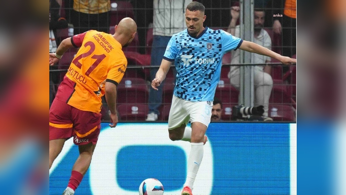 Galatasaray, Başakşehir'i 2-0 yenerek şampiyon oldu