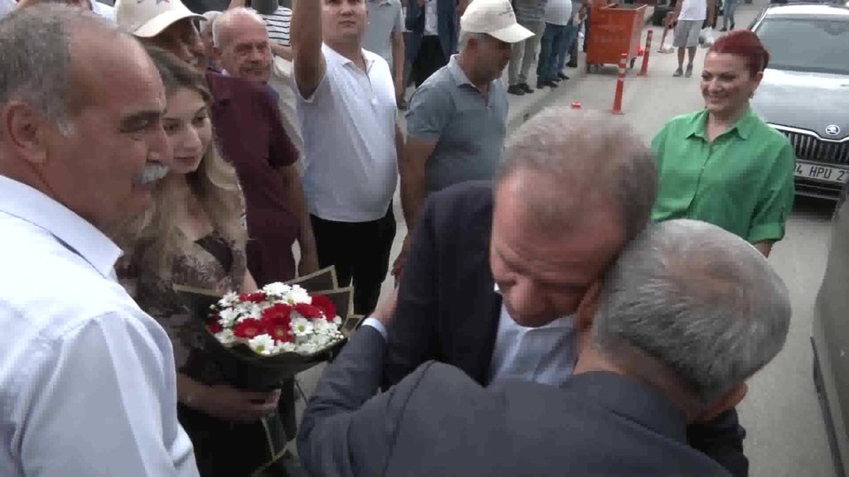 Seçer'den Mut ziyaretinde CHP belediyeciliği vurgusu