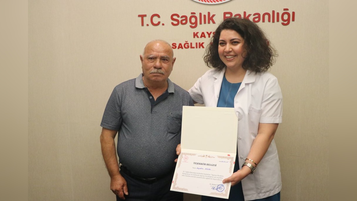 Kayseri'de 31 Mayıs Dünya Tütünsüz Günü etkinliği: Sigarayı bırakanlar ve doktorları bir araya geldi