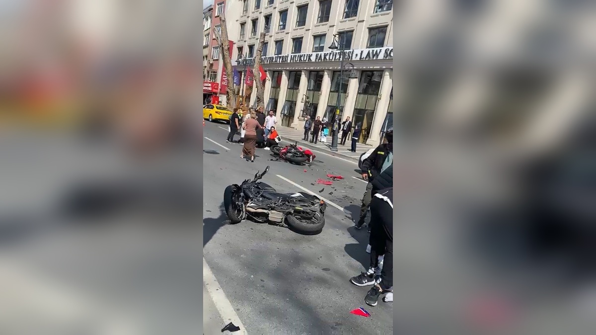 Beşiktaş'ta motosiklet kazası: 2 yaralı