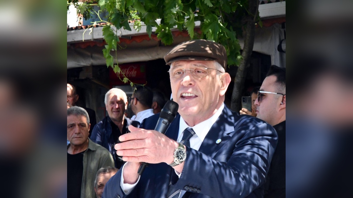 İYİ Parti Genel Başkanı Dervişoğlu Tekirdağ'da çiftçilerle buluştu: 'Türkiye yönetilemiyor'