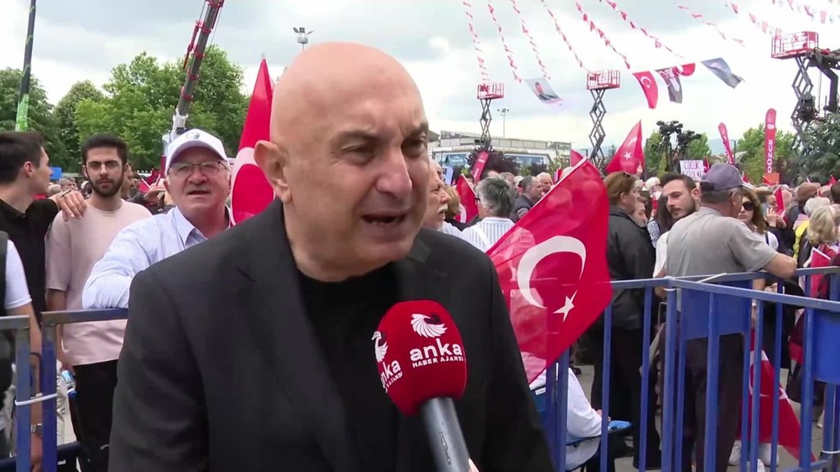 Özkoç: CHP, vatandaşla birlikte yoksulluğu dile getirmeye devam edecek