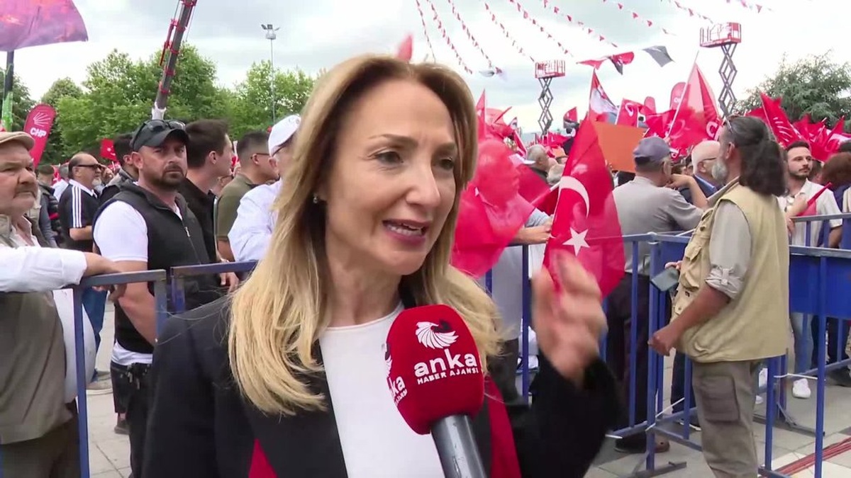 Nazlıaka: AKP'nin satabileceği bir umut kalmadı, tek umut CHP