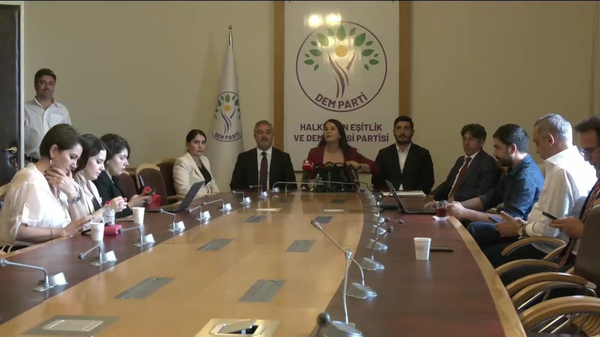 DEM Partisi'nden 10'uncu Yargı Paketi'ne sert eleştiri: 'Adalet nerde?'