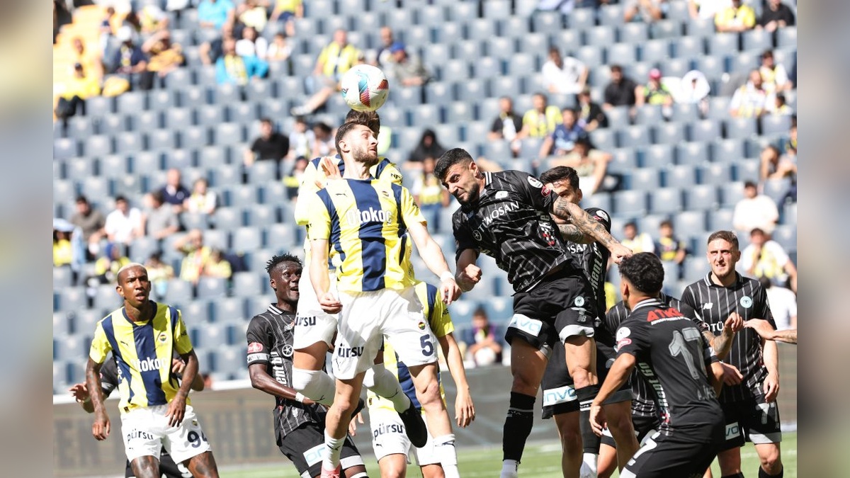 Fenerbahçe, Konyaspor'u 2-1 yendi: Sezonu 84 puanla ikinci sırada tamamladı