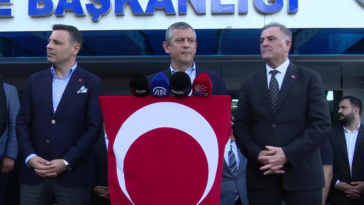Özgür Özel: Avcılar Belediyesi ziyareti ve Utku Caner Çaykar'ın gözaltına alınması