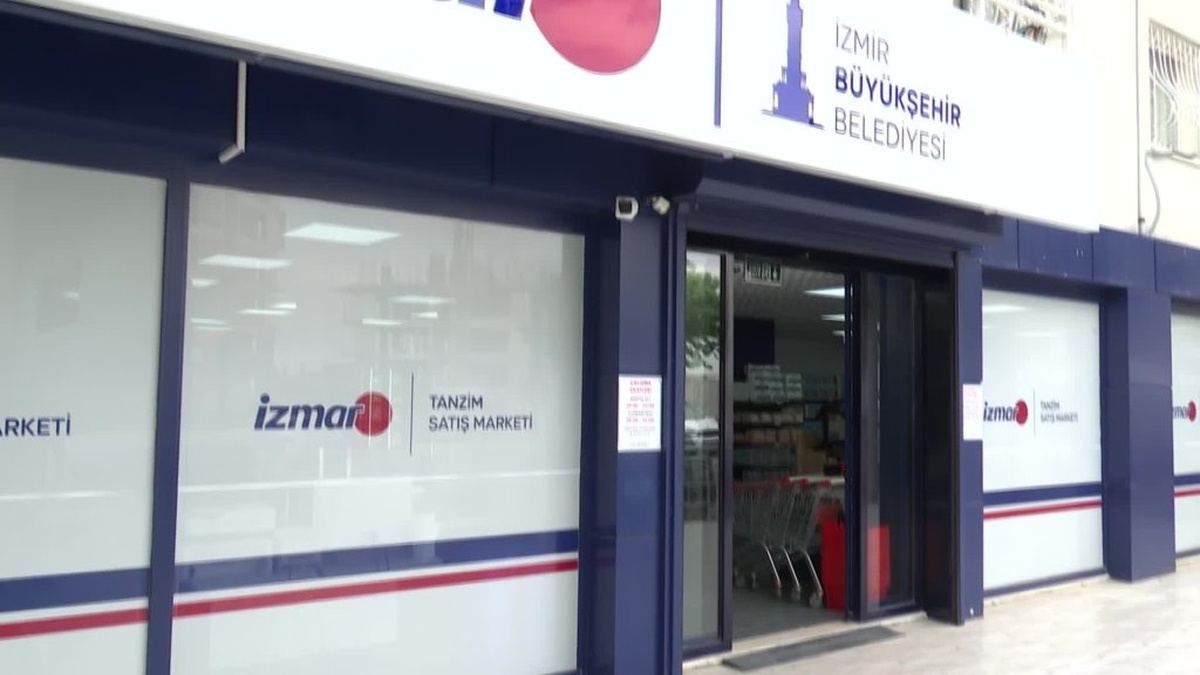 İzmir'de İZMAR marketleri vatandaşa ucuz alışveriş imkanı sağlıyor