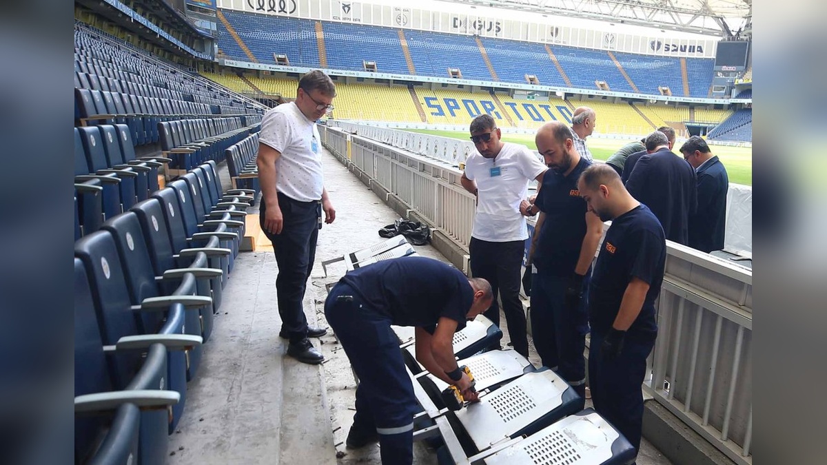 Fenerbahçe, Şükrü Saracoğlu Stadı'nda yenileme çalışmalarına başladı