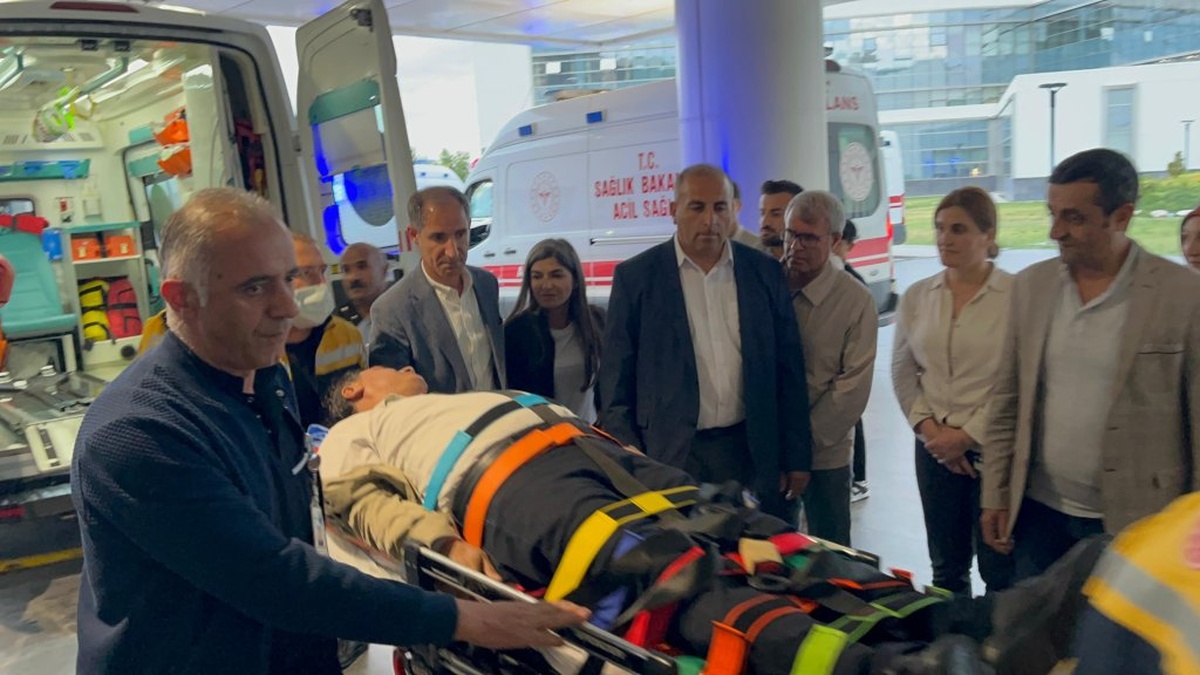 Mahmut Dindar trafik kazası geçirdi