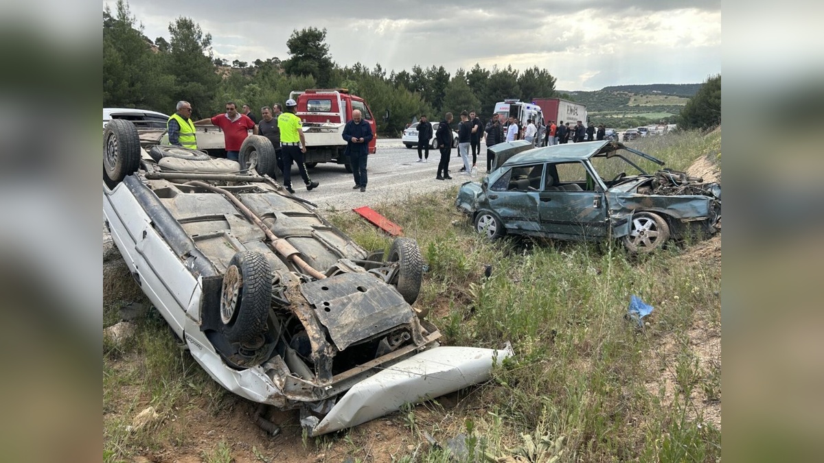 Uşak'ta trafik kazası: 7 yaralı, 1'inin durumu ağır