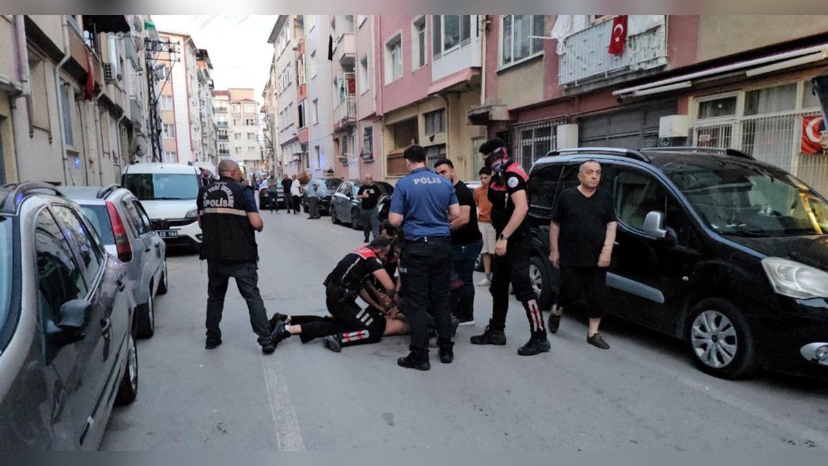 Edirne'de bıçaklı ve sopalı kavga: 5 yaralı, 10 gözaltı