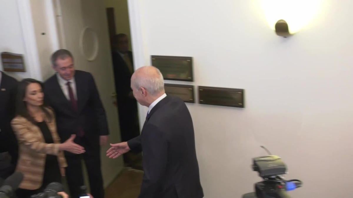 Kurtulmuş, DEM Partisi eş genel başkanlarını ziyaret etti: TBMM'deki 'Terörsüz Türkiye' süreci ele alındı