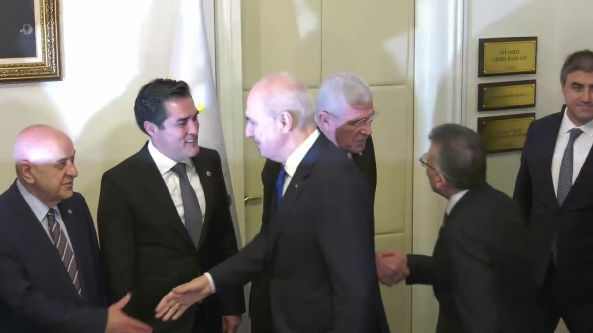 Kurtulmuş, Dervişoğlu'nu ziyaret etti: ‘Terörsüz Türkiye’ ve komisyon çalışmaları görüşüldü