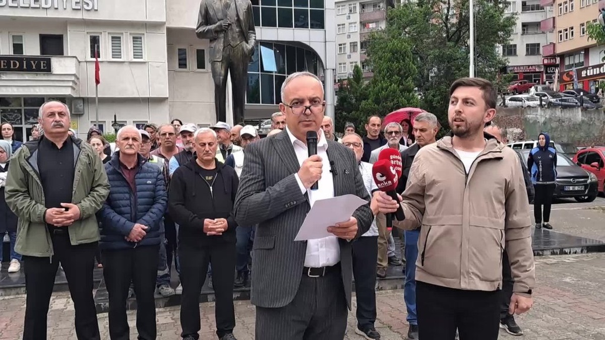 Borçka Belediye Başkanı Orhan: İşçilerimin maaşları için evimi satıyorum