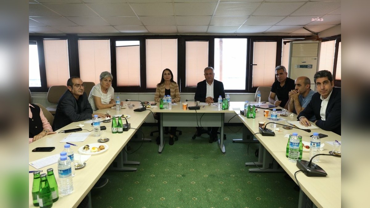 Ankara'da Emek ve Özgürlük İttifakı toplantısı: Ortak mücadele ve dayanışma vurgusu