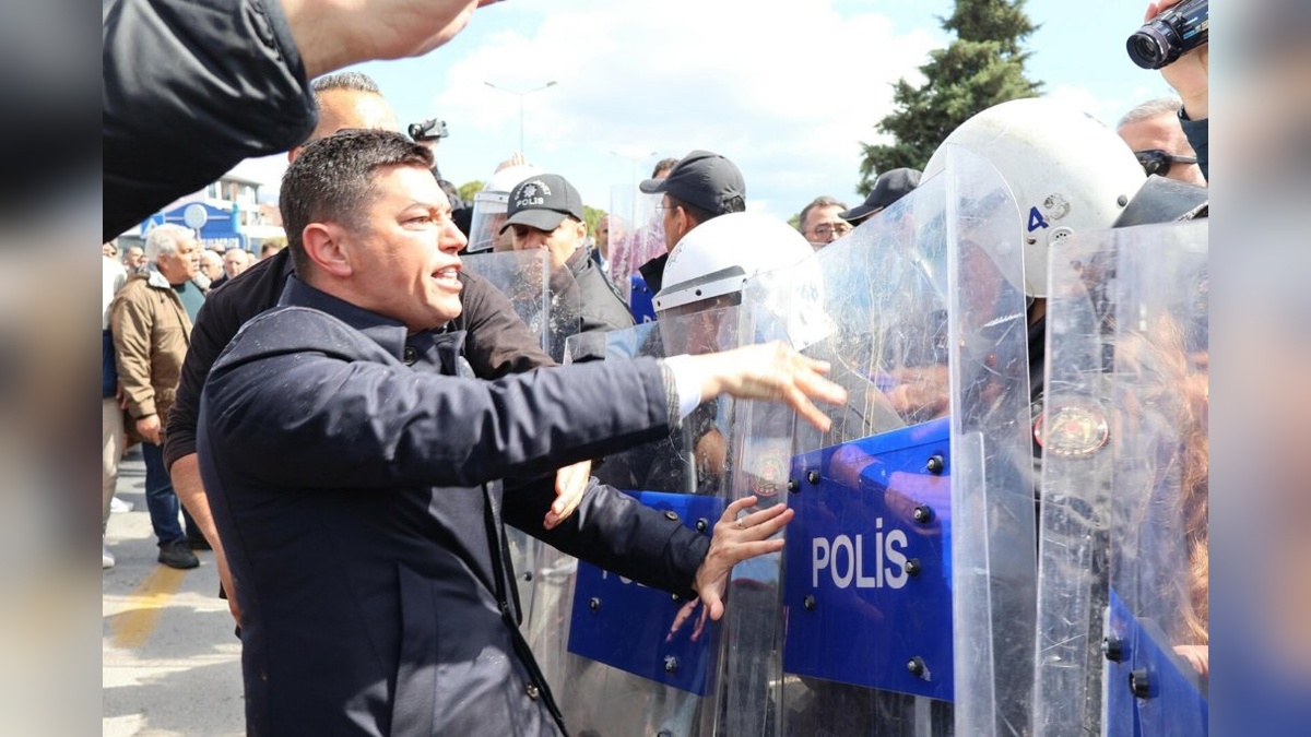 Muğla'da İmamoğlu protestosuna katılıp polise saldırdığı öne sürülen 4 kişi hakkında dava açıldı