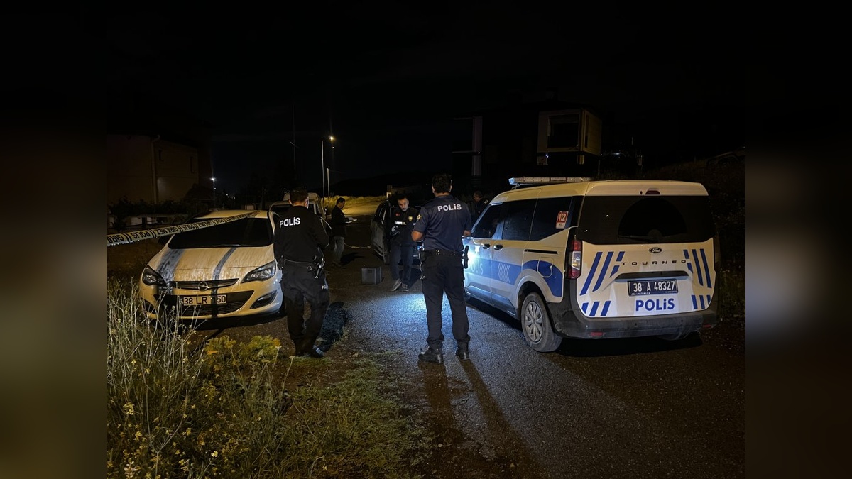 Kayseri'de tüfekle yaralama: 3 yaralı