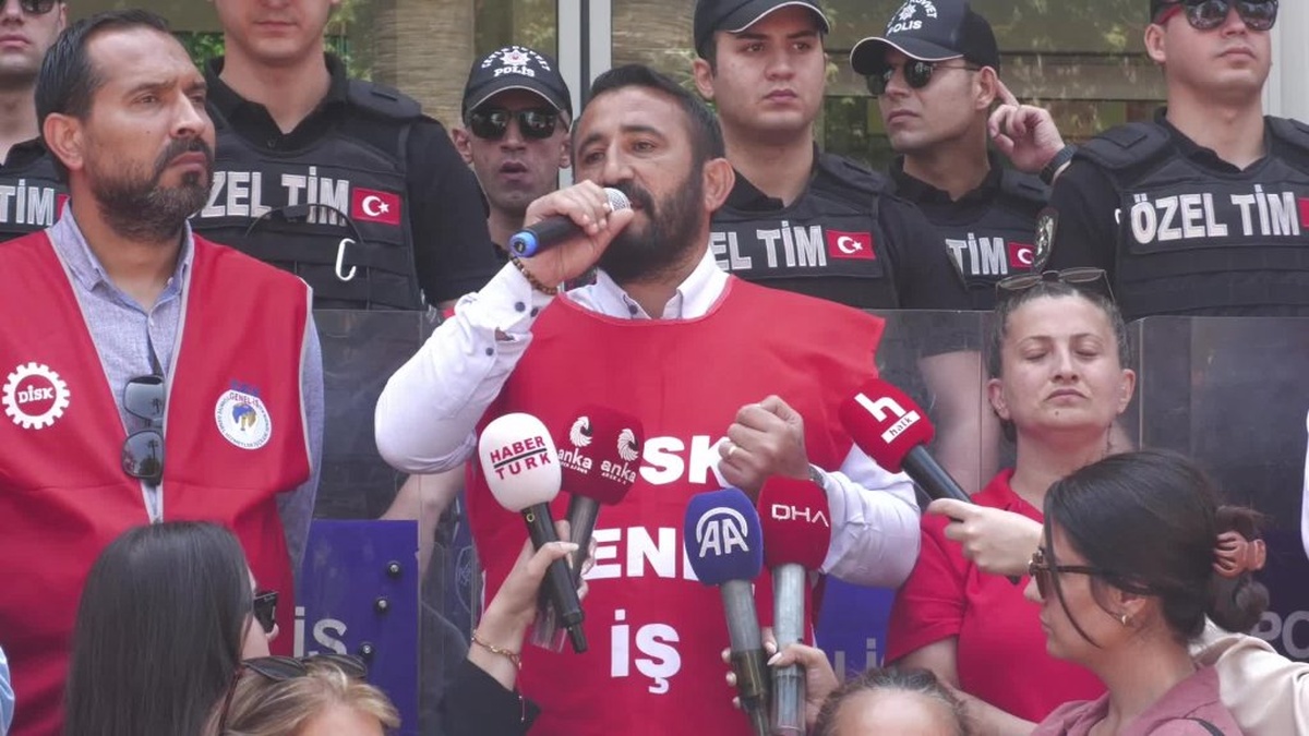 İzmir'de grev 6. gününde: 'Gerçekler burada, grevimize devam ediyoruz'