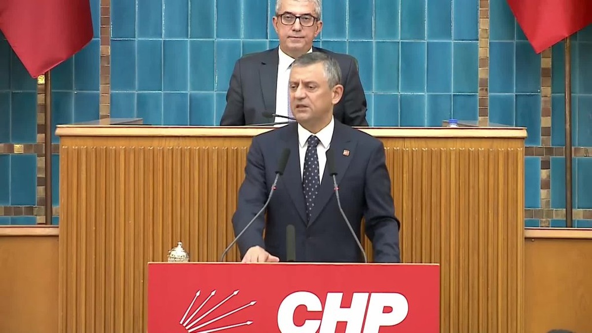 CHP Genel Başkanı Özel: 'Atatürk'ün partisini kimseye teslim etmeyeceğiz'