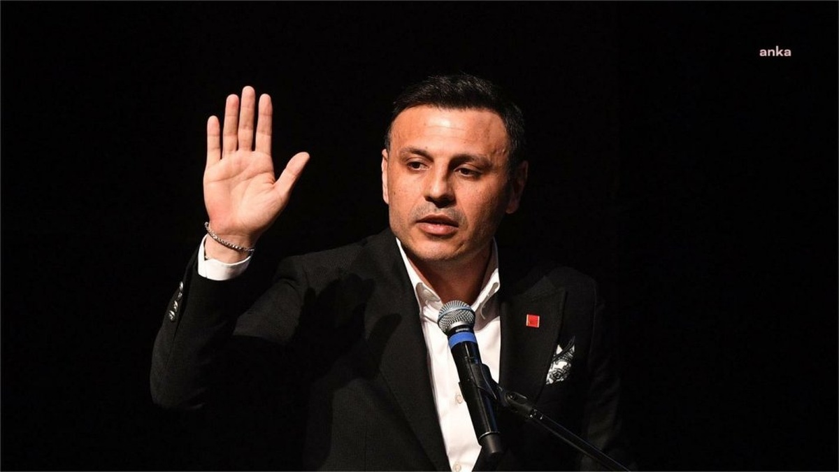 Çelik'ten operasyonlara tepki: 'Boyun eğmeyeceğiz'