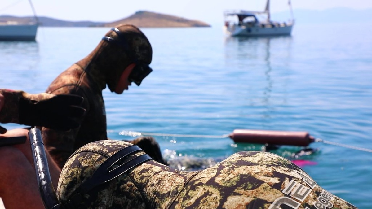 Bodrum'da deniz dibi temizliği: 241 kilogram atık çıkarıldı