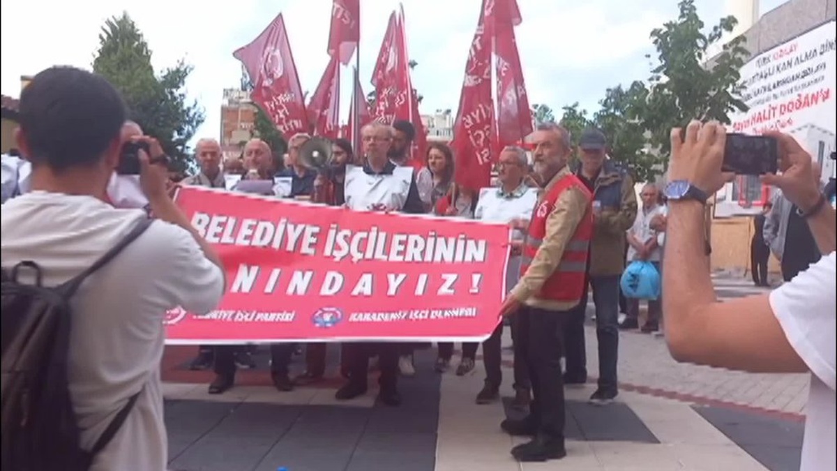 Samsun'da belediye işçilerinin maaşları gecikti: TİP ve KİD'den basın açıklaması