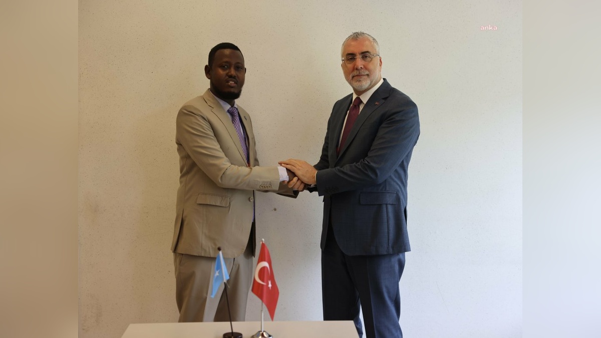 Işıkhan, Somali Çalışma Bakanı Adan ile görüştü