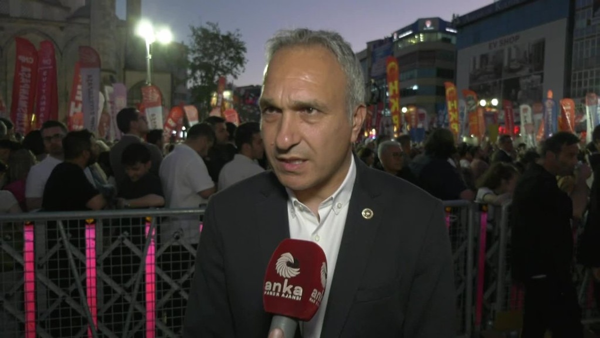 Özçağdaş: CHP'ye yönelik savaş, belediye başkanları feda ediliyor