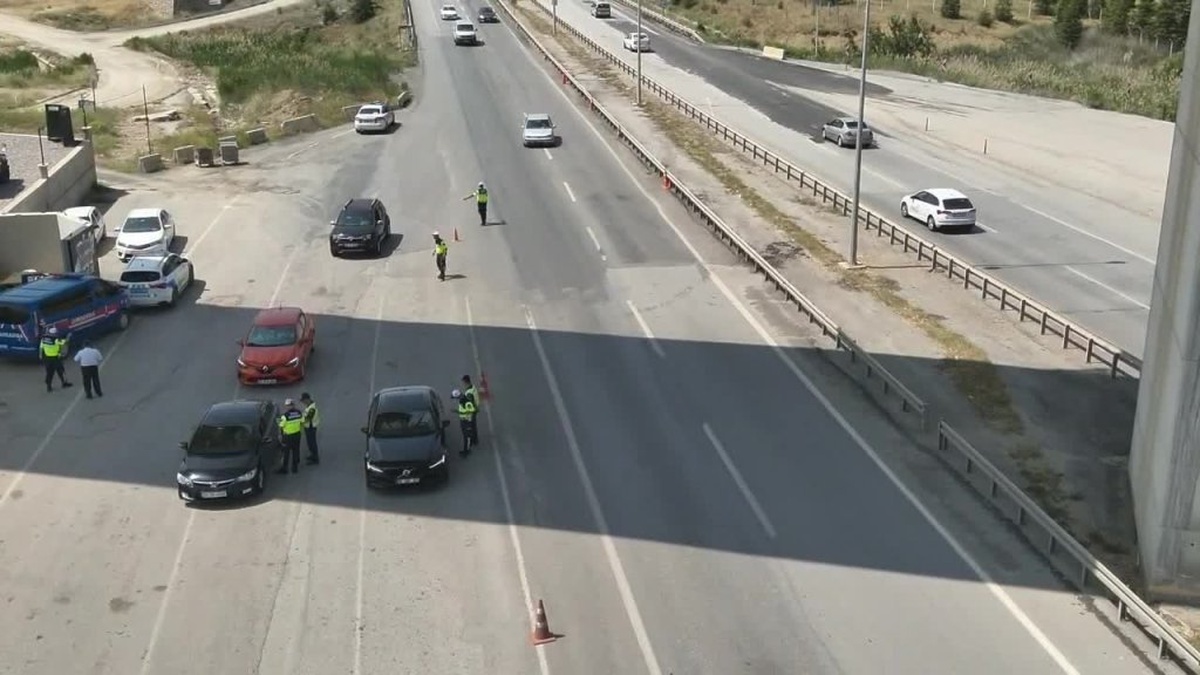 Kırıkkale'de Kurban Bayramı öncesi drone destekli trafik denetimleri