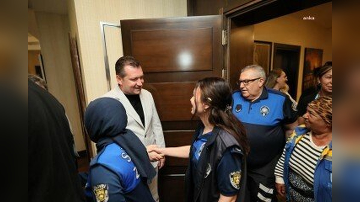 Balcıoğlu, Silivri belediyesi personeliyle bayramlaştı