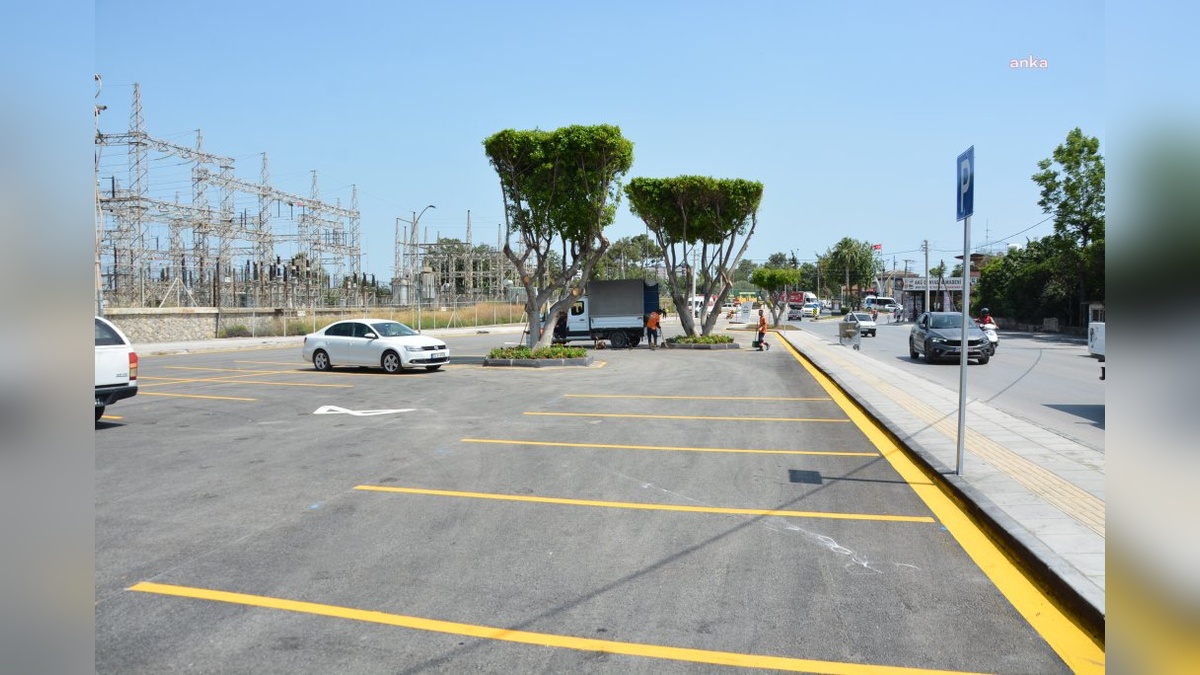 Mersin Tarsus Şehir Mezarlığı otoparkı yenilendi