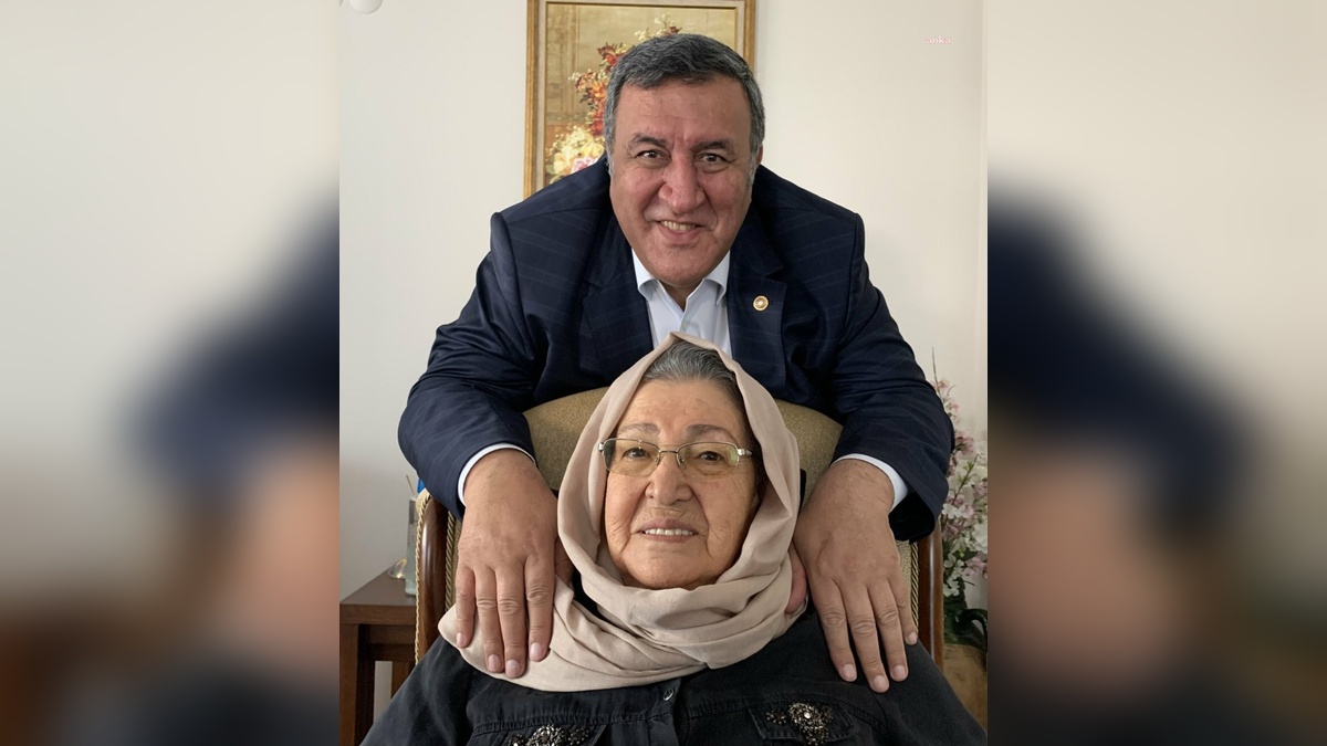 CHP Milletvekili Gürer'in annesi vefat etti