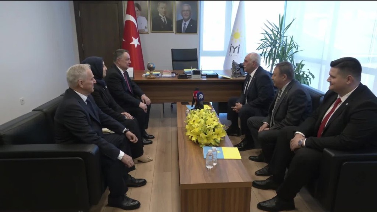 İYİ Parti'ye Kurban Bayramı ziyaretleri: Birlikte yaşama vurgusu