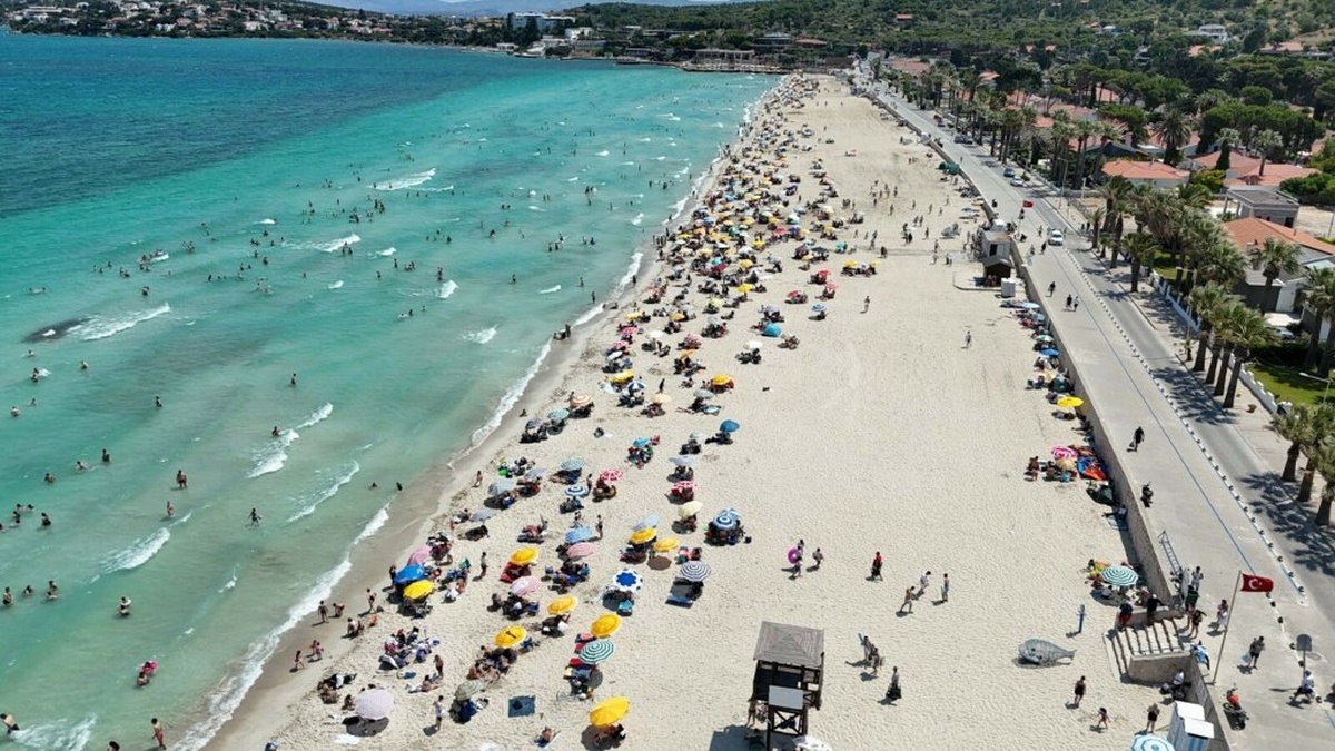 Çeşme, Kurban Bayramı'nda yoğun ilgi gördü