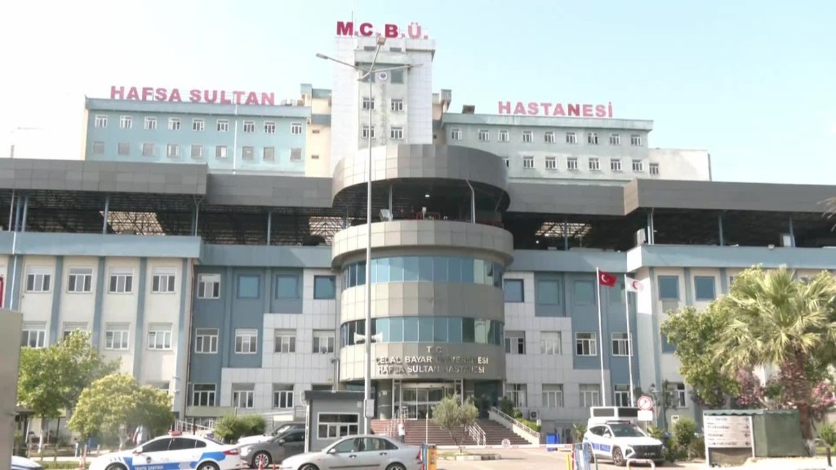 Manisa Büyükşehir Belediye Başkanı Zeyrek'in elektrik çarpması sonrası durumu ciddi