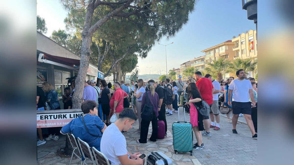 Çeşme-Sakız Adası arası yoğun ilgi: Kurban Bayramı'nda 3 bin kişi Yunan adalarına geçti