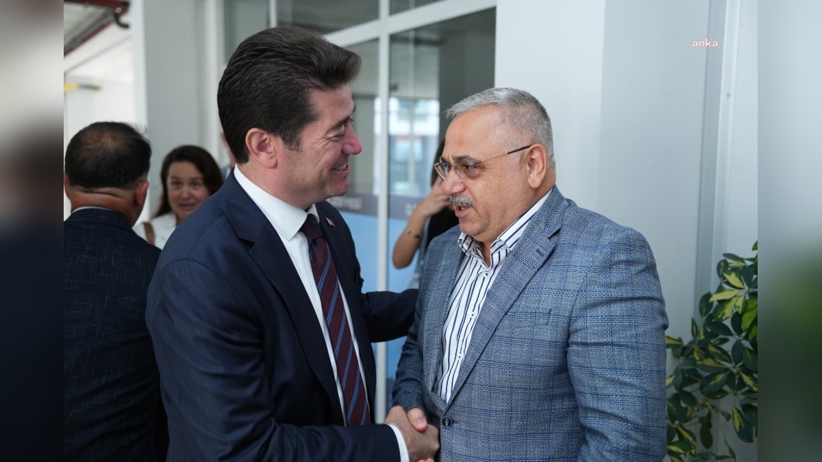 Ahmet Kaya: 'Çok buruk bir bayram yaşıyoruz'