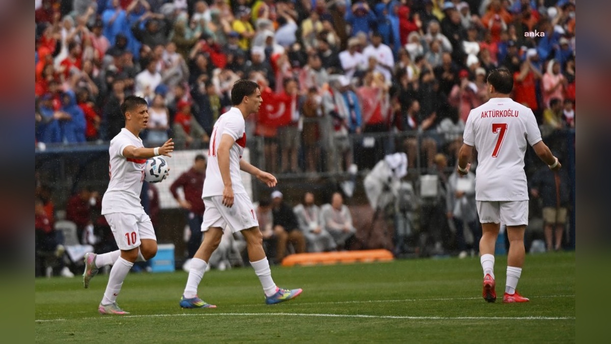 Türkiye, ABD'yi 2-1 yendi