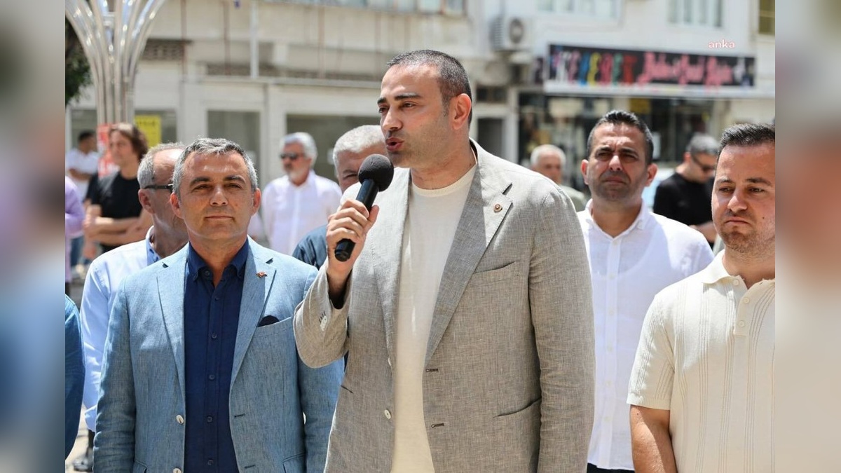 Manavgat Belediye Başkanı Kara, CHP bayramlaşmasına katıldı