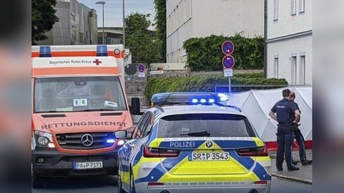 Passau'da araç kaldırıma çıktı: 5 yaralı