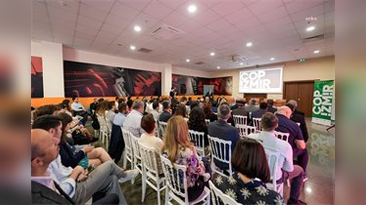 İzmir'de COP30 için yeşil dönüşüm etkinliği