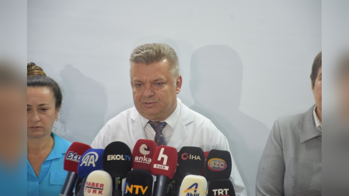 Manisa Büyükşehir Belediye Başkanı Zeyrek'in durumu stabil: 'İç organları etkileyen bir travma var'