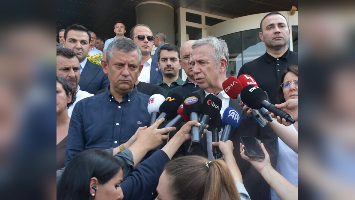 Manisa Büyükşehir Belediye Başkanı Zeyrek'in elektrik kazası: CHP'den geçmiş olsun ziyareti